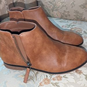 Cat & Jack, girls ankle booties.